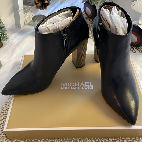 NWT - MICHAEL KORS Paloma leather high heel boots booties. Size 10. SOLD OUT - Picture 8 of 16